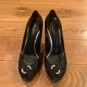 Aldo Size 40/Size 9 high heels
